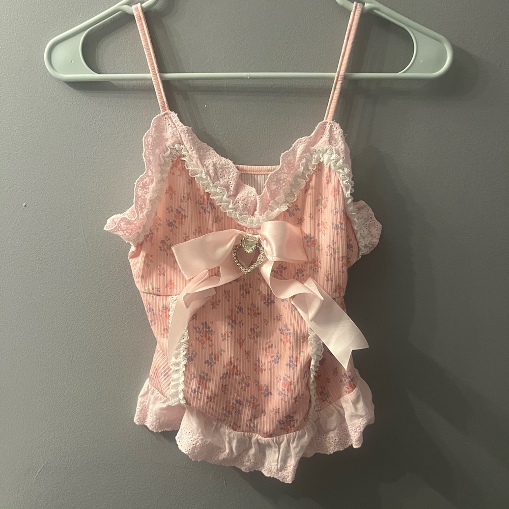 Source Unknown Pink Floral Lace Trim Top